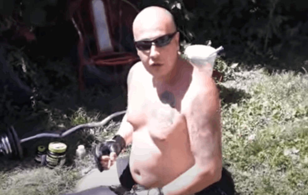 NORMALAN DEČKO KAD PIJE LEKOVE: Don Biza ne krije svoje dijagnoze, '<span style='color:red;'><b>zvukovi</b></span> mi se pojačavaju, imam košmare, ubijao sam ljude'